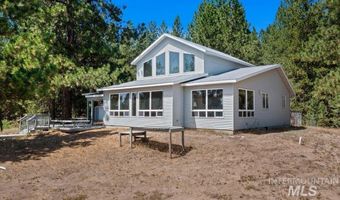 111 Ranch Cir, Cascade, ID 83611