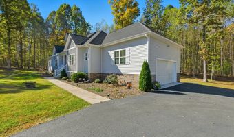 8000 Pembelton Dr, Amelia Court House, VA 23002