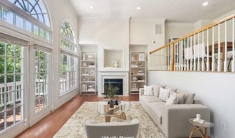 817 OAK KNOLL Ter, Rockville, MD 20850