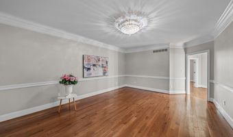2086 Autumn Hill Dr, Ann Arbor, MI 48103