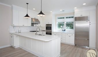 2900 Stanford Dr, Billings, MT 59102