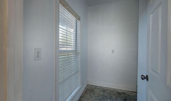 301 Old Town Cir, Brandon, MS 39042