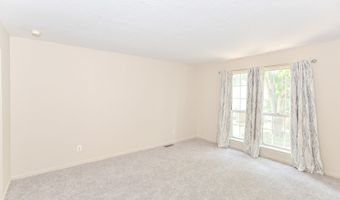 7837 Hunters Path, Indianapolis, IN 46214