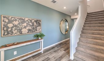 561 Mountain Robin Ave, Henderson, NV 89011
