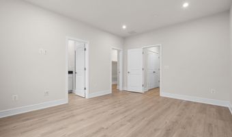 42104 PICASSO Sq, Ashburn, VA 20148