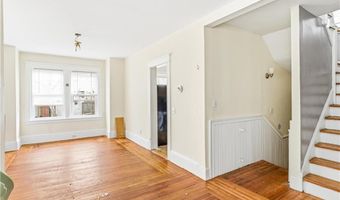 303 Narragansett St, Cranston, RI 02905