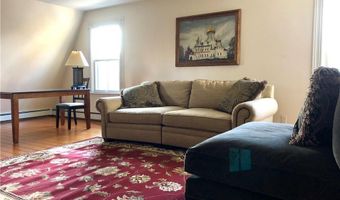 17 Lincoln St, Newport, RI 02840