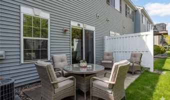 6869 Folkestone Rd 614, Apple Valley, MN 55124