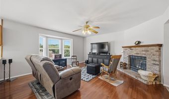 1900 Old Hickory Ct, Arnold, MO 63010
