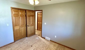 350 N Cherry Ave, Bridgewater, SD 57319