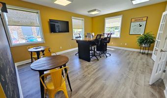 4295 W TILGHMAN St, Allentown, PA 18104