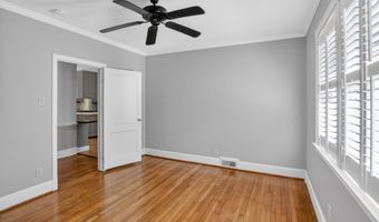 512 Carrison St, Camden, SC 29020