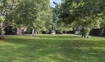 96 East Ave 40, Atlantic Highlands, NJ 07716