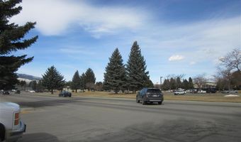 1402 Stampede Ave, Cody, WY 82414