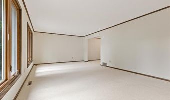 13789 Holyoke Ln, Apple Valley, MN 55124