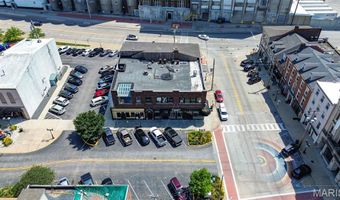 215 W 3rd St, Alton, IL 62002