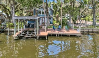55342 CLAIRE St, Astor, FL 32102