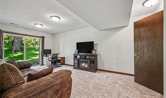 4376 Arden View Ct, Arden Hills, MN 55112