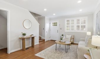 519 S FAYETTE St S, Alexandria, VA 22314
