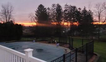 111 Windswept E Dr, Amsterdam, NY 12010