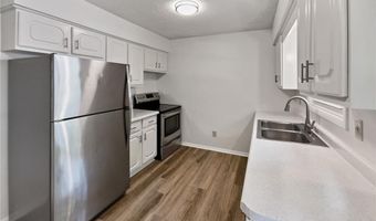 926 38th Ave, Anoka, MN 55303