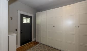 58 Maple Ave 58, Andover, MA 01810