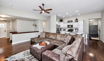 2719 SW Prairie Trail Pkwy, Ankeny, IA 50023