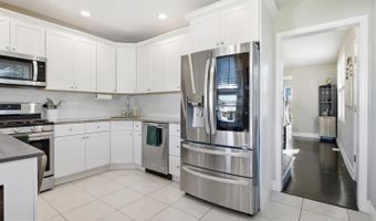 260 S LECATO Ave, Audubon, NJ 08106