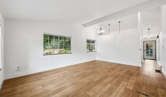 13775 SW SCHOLLS FERRY Rd 7, Beaverton, OR 97008