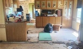 8315 NW High St, Amsterdam, MO 64723