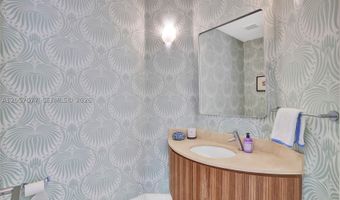 3690 NE 199th St 3690, Aventura, FL 33180