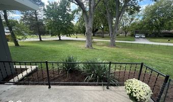 6805 Twin Brooks Dr, Indianapolis, IN 46227