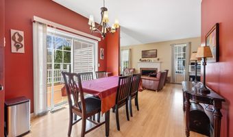 75 Orleton Ct, Cheshire, CT 06410