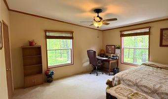 4955 S 40th Rd, Aldrich, MO 65601