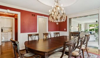 1653 N Belmont Ct, Arlington Heights, IL 60004