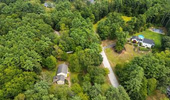 6 Winterberry Dr, Amherst, NH 03031
