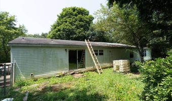 230 Lake Forest Dr, Birchwood, TN 37308