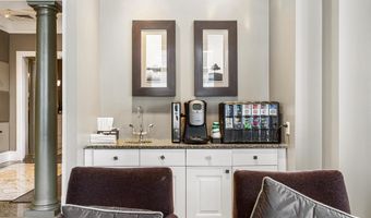 851 N GLEBE Rd N 601, Arlington, VA 22203