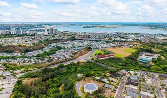 98-588 Kilinoe St 101, Aiea, HI 96701