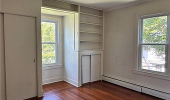 5 Ellwood Pl, Newport, RI 02840