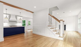 7 Hancock St, Arlington, MA 02474