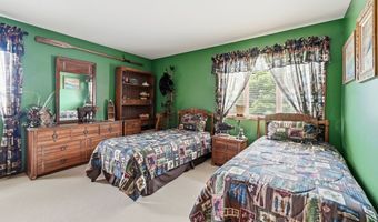 1411 W Allison Ct, Arlington Heights, IL 60005
