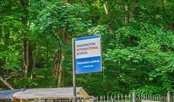 2901 NEWARK St NW, Washington, DC 20008