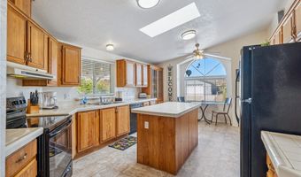 756 Riverfront Dr, Bullhead City, AZ 86442