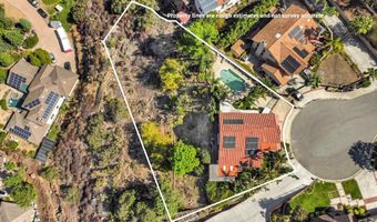 9802 Lyncarol Dr, La Mesa, CA 91941