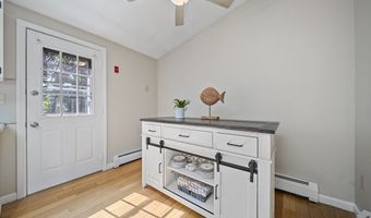 21 Woodman Rd, Amesbury, MA 01913