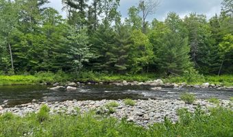 6 Maple Dr, Abbot, ME 04406