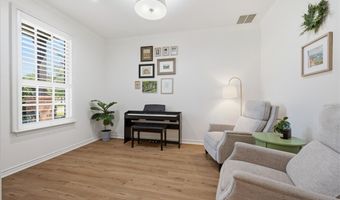 214 Parkview Dr, Aledo, TX 76008