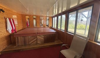 157 Main Rd, Abbot, ME 04406