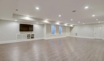 8703 BRADMOOR Dr, Bethesda, MD 20817